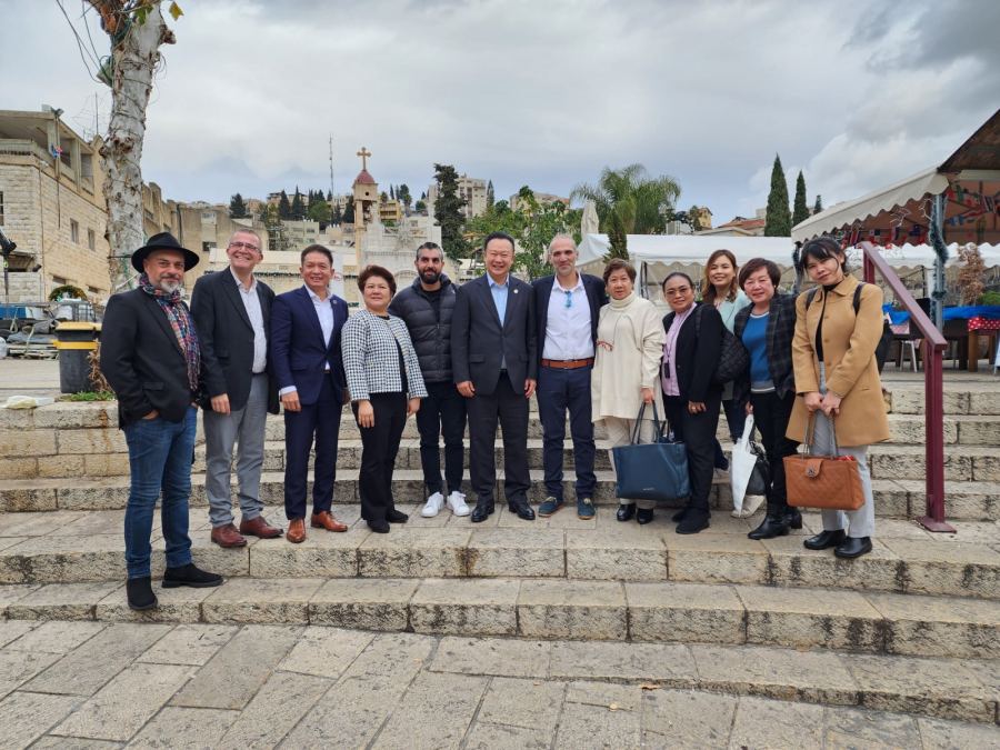 حاكم السياحة التايلندي يزور الناصرة تقديرًا لشركة نصراوية